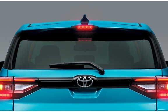 緊急ブレーキシグナル　Z（ガソリン）